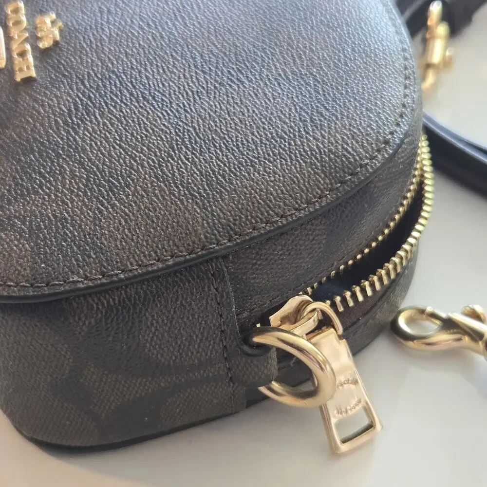 Coach excellent used